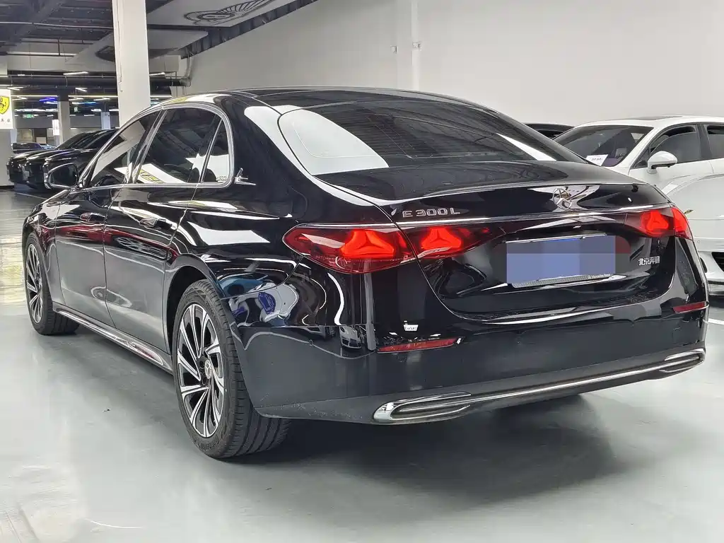 Mercedes-Benz E-Class 2024 E 300 L Luxury Model купить на сайте DeffCars