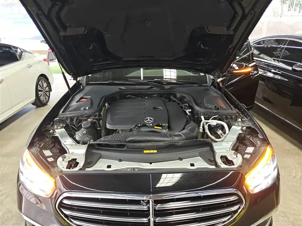 Mercedes-Benz E-Class 2023 E 300 L Luxury Model купить на сайте DeffCars