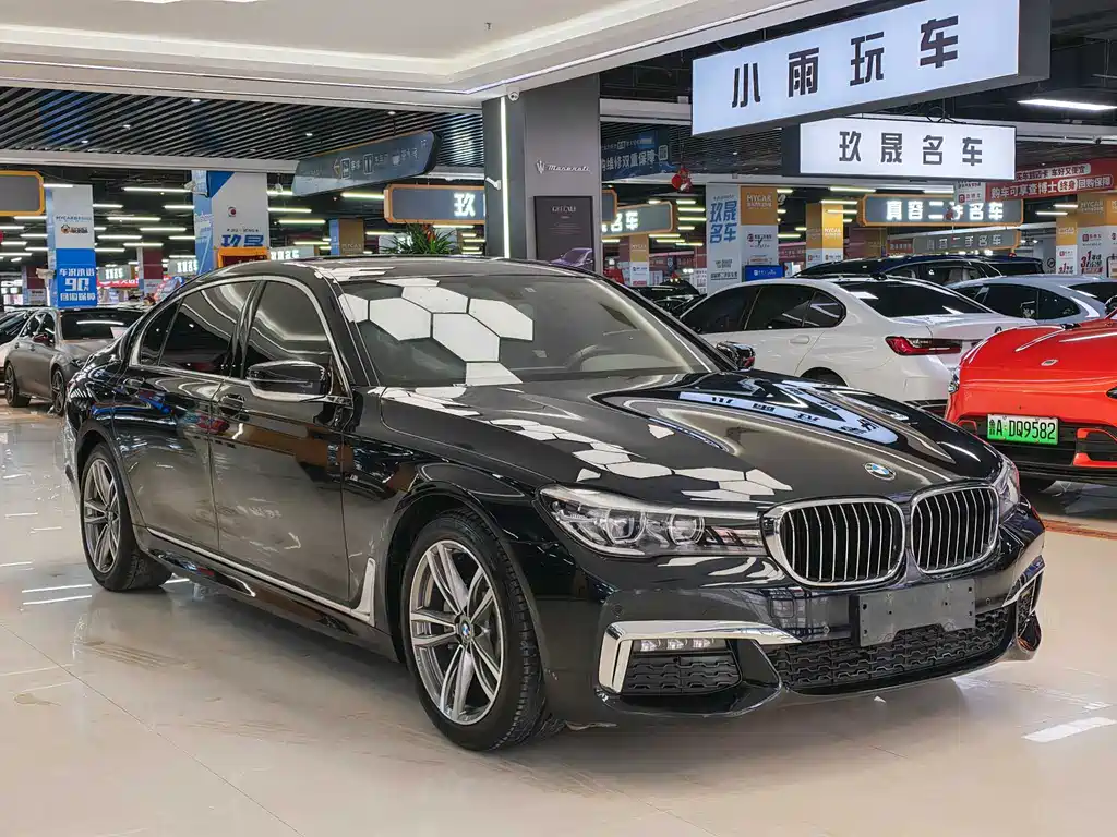 BMW 7 Series 2018 730Li Leading M Sports Package купить на сайте DeffCars