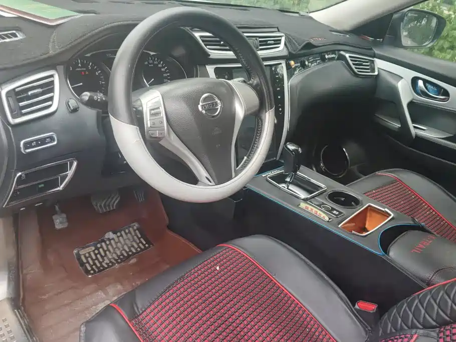 X-Trail 2014 2.5L CVT Advanced Edition 4WD купить на сайте DeffCars