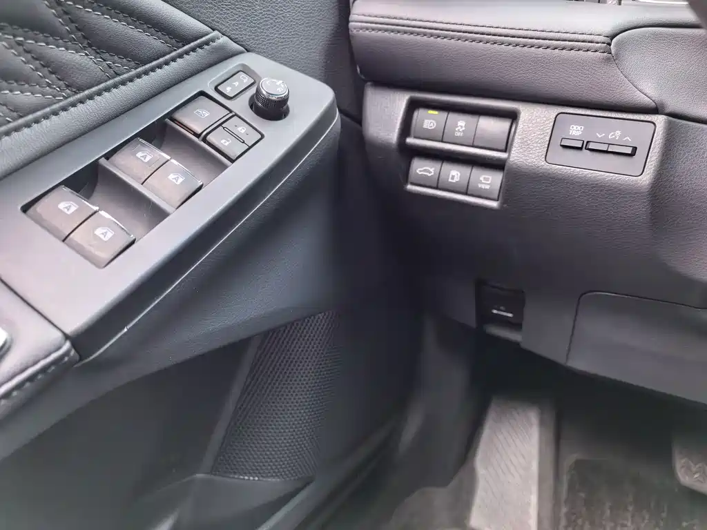 Asia Dragon 2019 2.5L Touring Premium Edition National V купить на сайте DeffCars