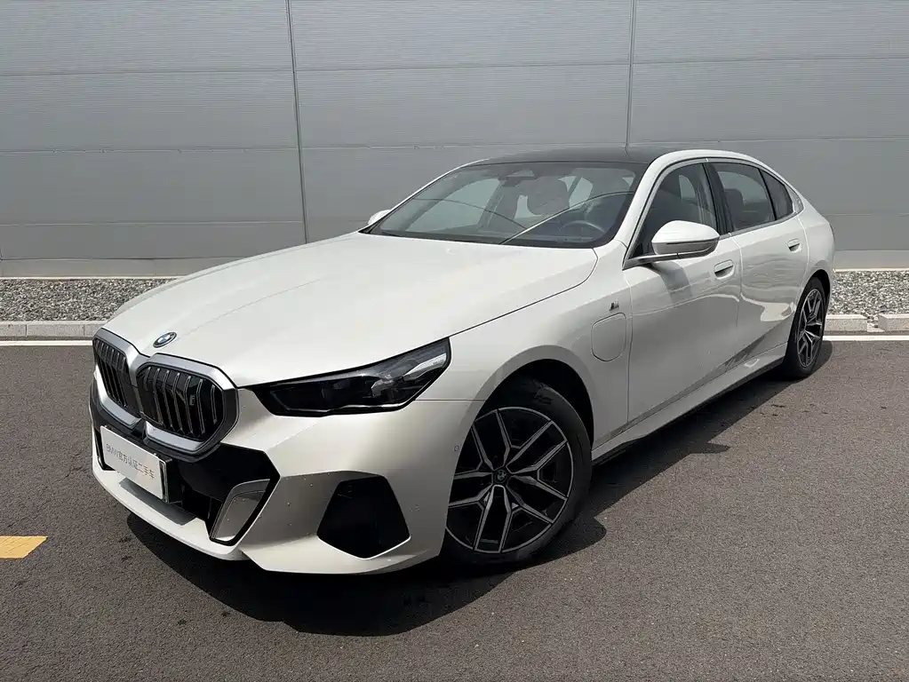 BMW i5 2025 eDrive 35L M Sports Package купить на сайте DeffCars