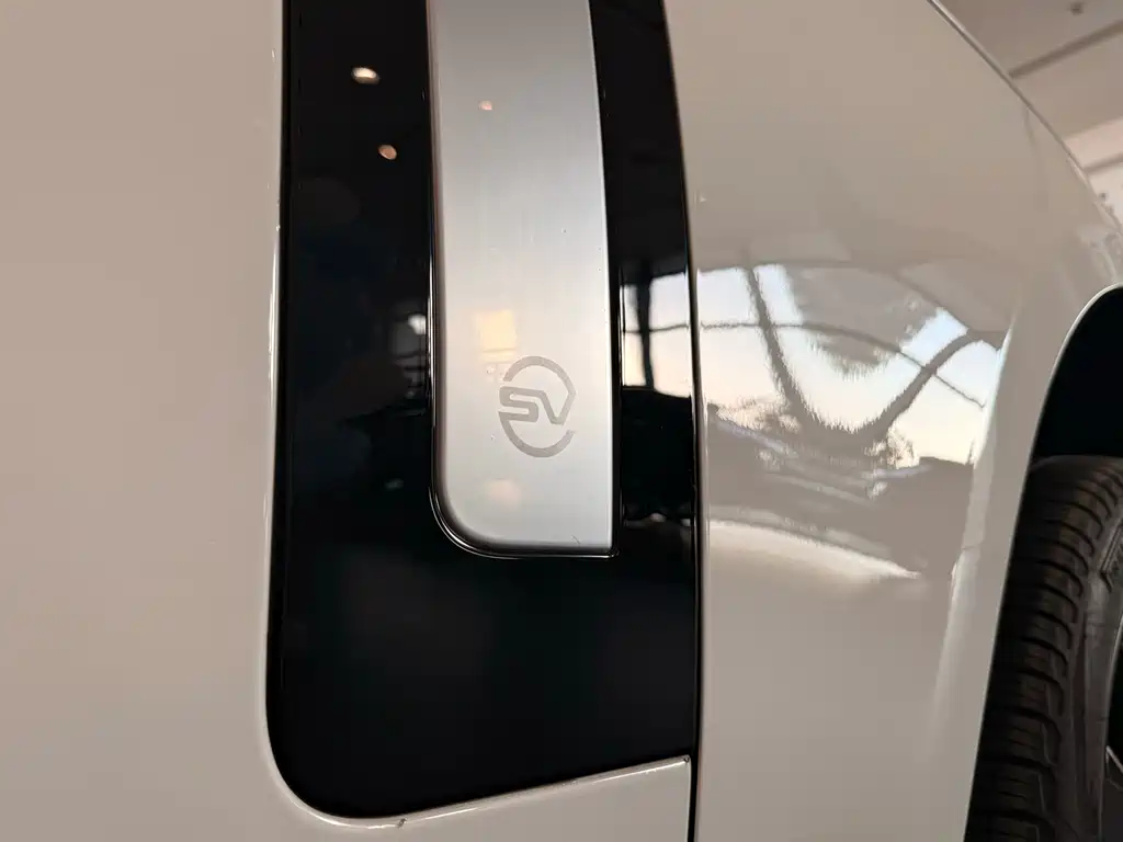 Range Rover 2024 3.0 L6 400PS Extended Edition купить на сайте DeffCars