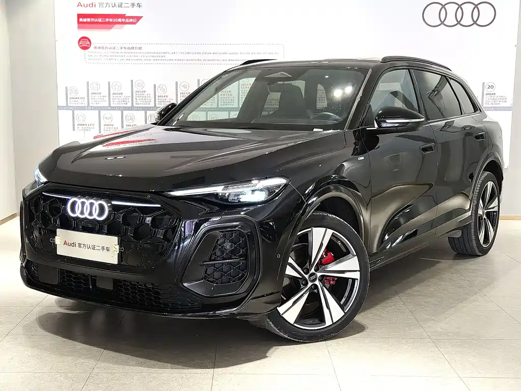 Audi Q5L 2026 2.0T smart hybrid exclusive model купить на сайте DeffCars