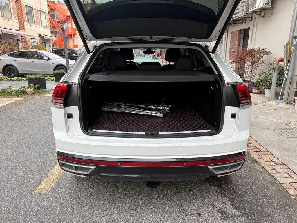 Touron 2022 Touron X 380TSI four-wheel drive respected flagship version купить на сайте DeffCars
