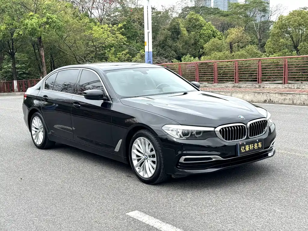 BMW 5 Series 2020 525Li Luxury Package купить на сайте DeffCars