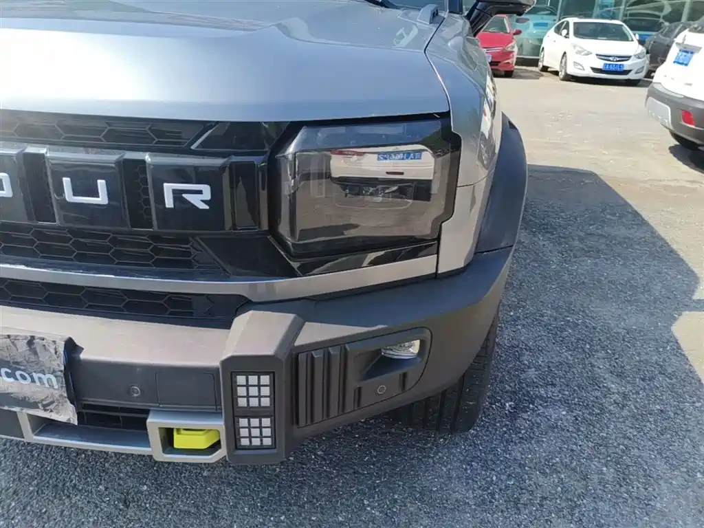 Jietu Traveler 2023 2.0T four-wheel drive crossover PRO купить на сайте DeffCars
