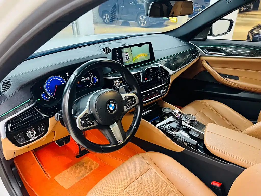 BMW 5 Series 2018 530Li Exclusive M Sports Package купить на сайте DeffCars