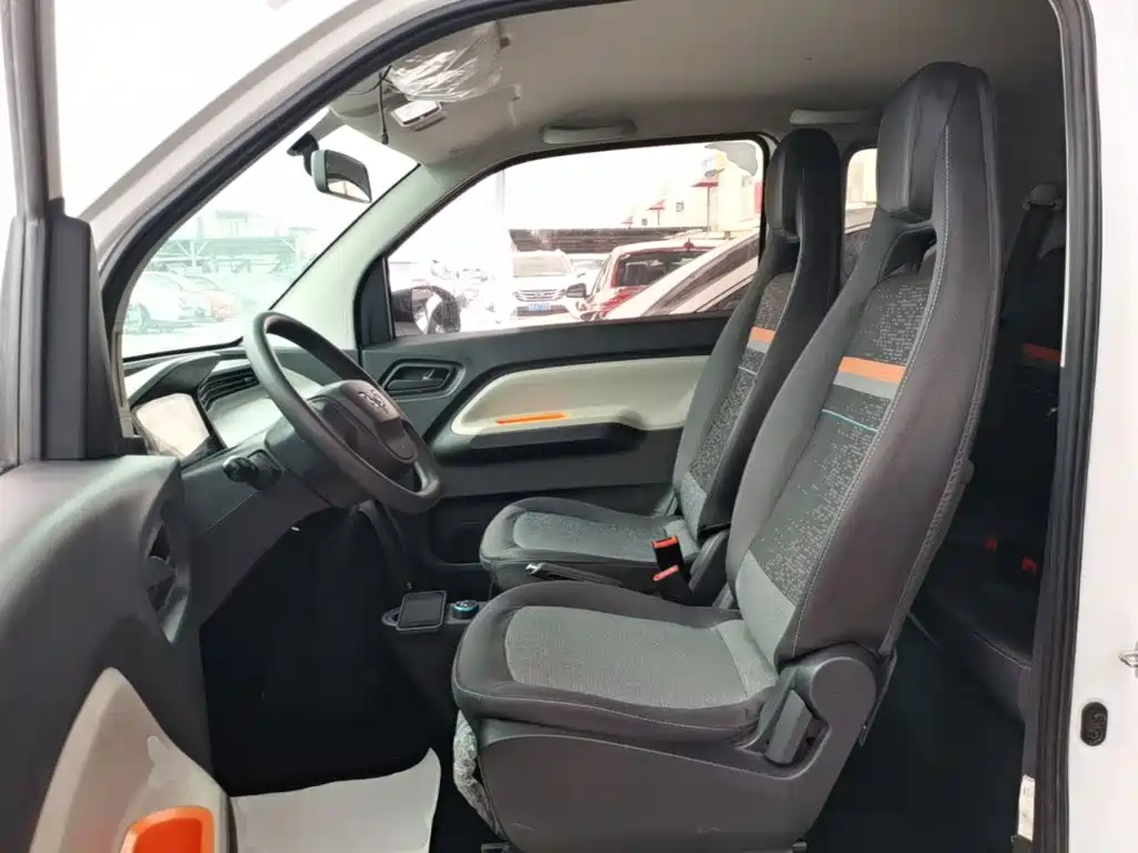 Hongguang MINIEV 2020 Relaxed Model Sanyuan Lithium купить на сайте DeffCars