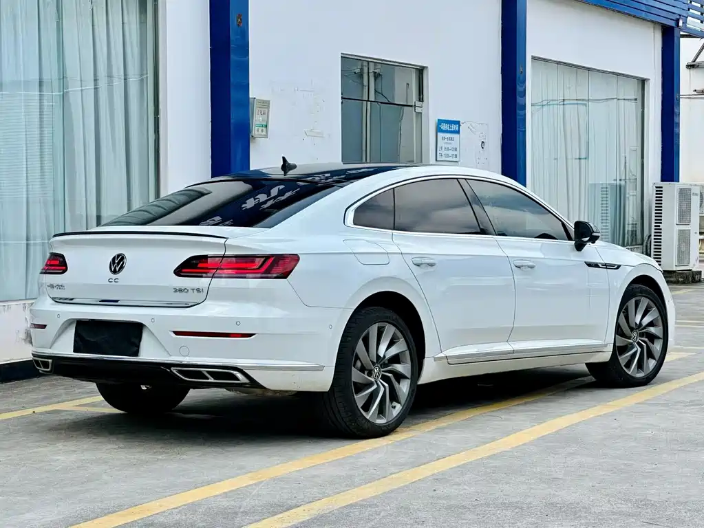 Faw CC Faw CC 2021 380TSI eye-catching version купить на сайте DeffCars
