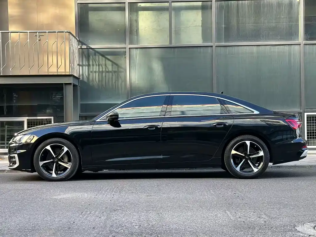 Audi A6L 2021 40 TFSI luxury and elegant model купить на сайте DeffCars