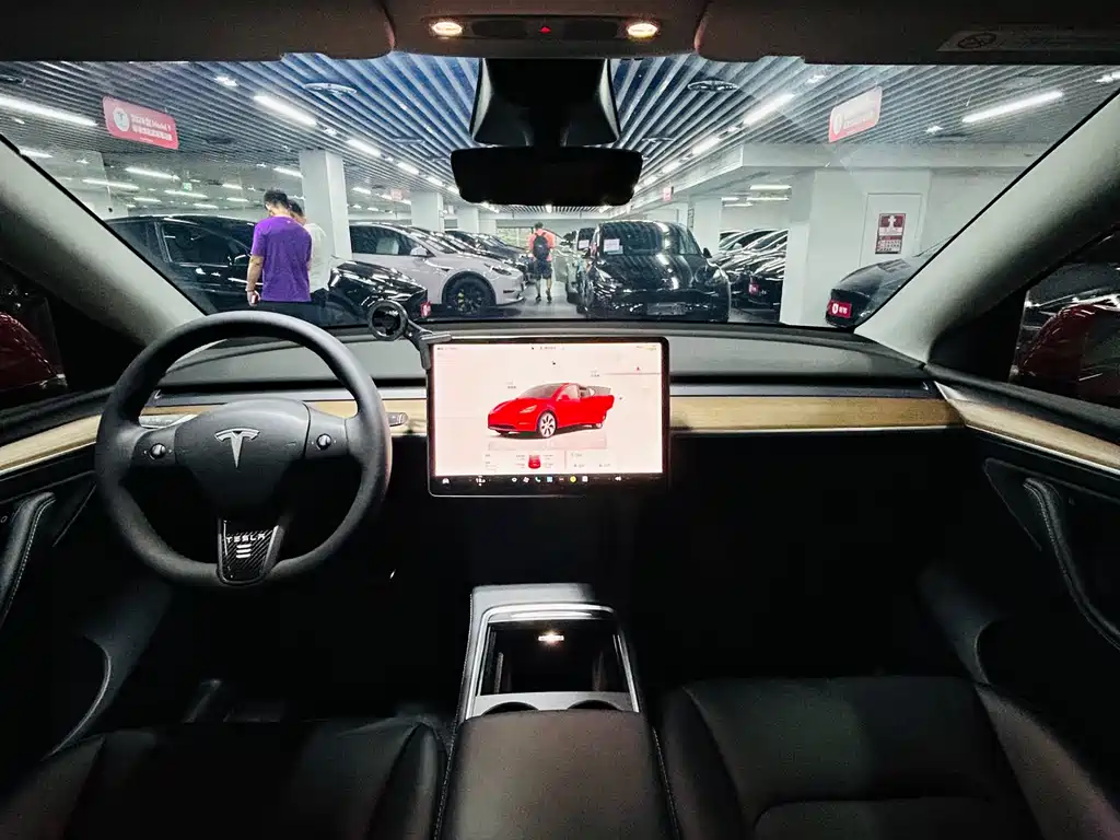 Model Y 2022 rear-wheel drive version купить на сайте DeffCars