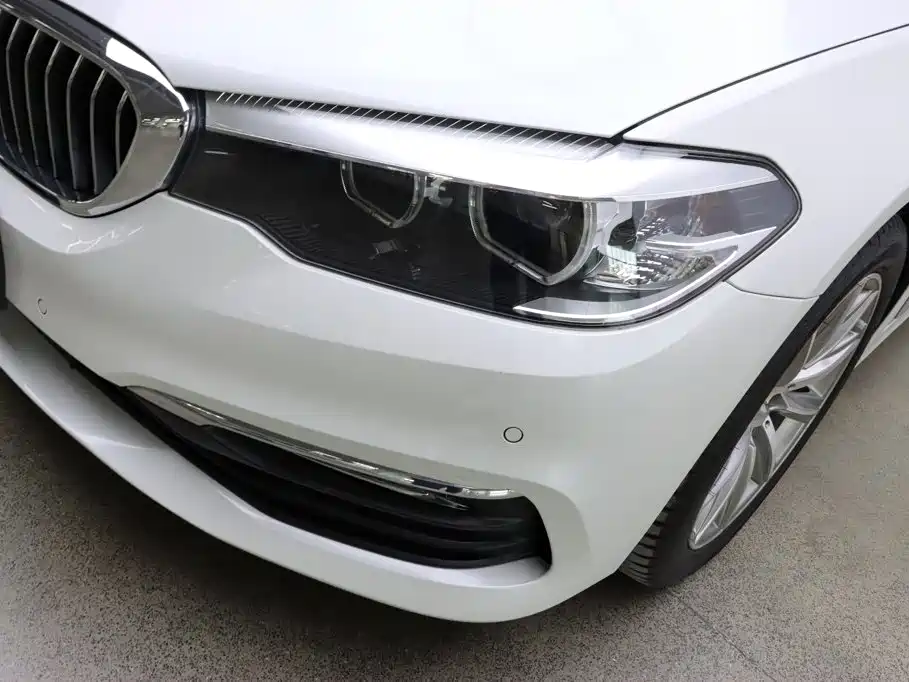 BMW 5 Series 2018 528Li Special Edition launched купить на сайте DeffCars
