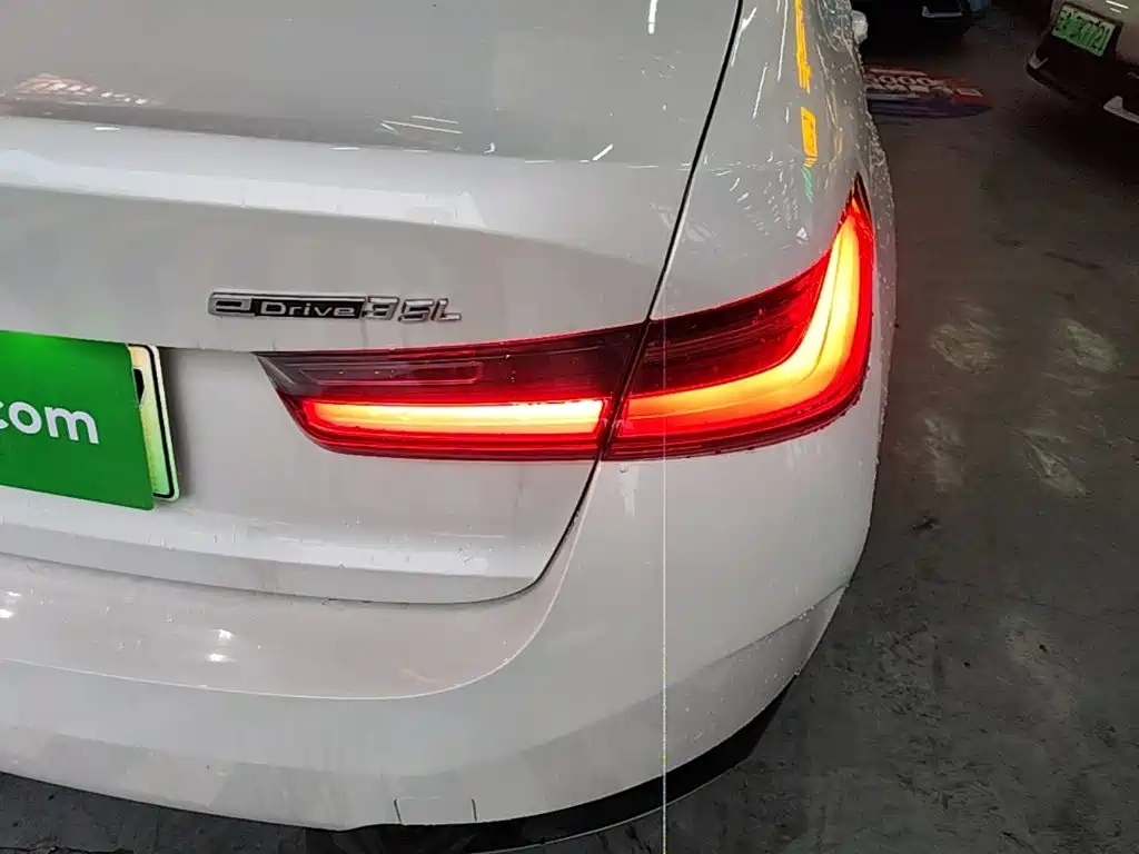 BMW i3 2024 eDrive 35 L купить на сайте DeffCars
