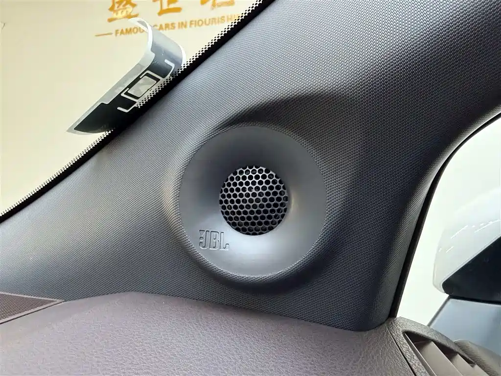 Grevia 2023 2.5L Hybrid Flagship VIP Edition купить на сайте DeffCars