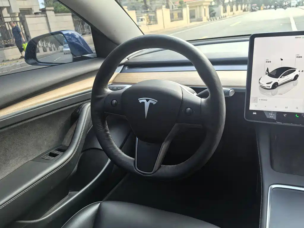 Model 3 2022 rear-wheel drive version купить на сайте DeffCars