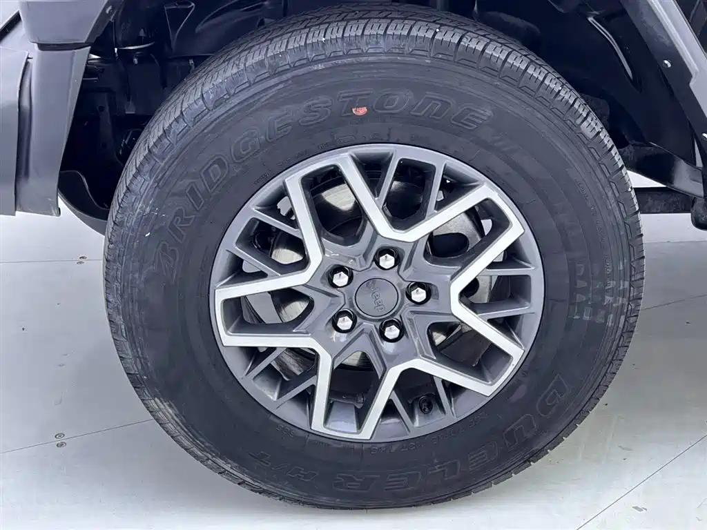 Wrangler New Energy 2021 Four-door 2.0T 4xe Sahara купить на сайте DeffCars