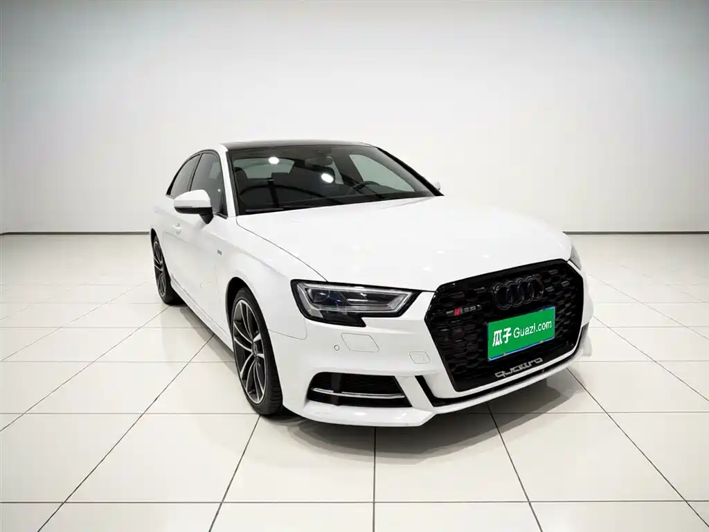 Audi A3 2019 Limousine 35 TFSI Fashion Type National VI купить на сайте DeffCars