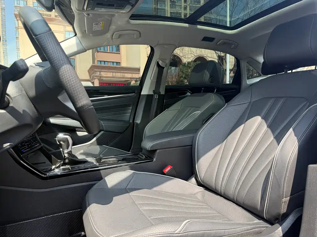 Passat 2024 330TSI Elite Edition купить на сайте DeffCars