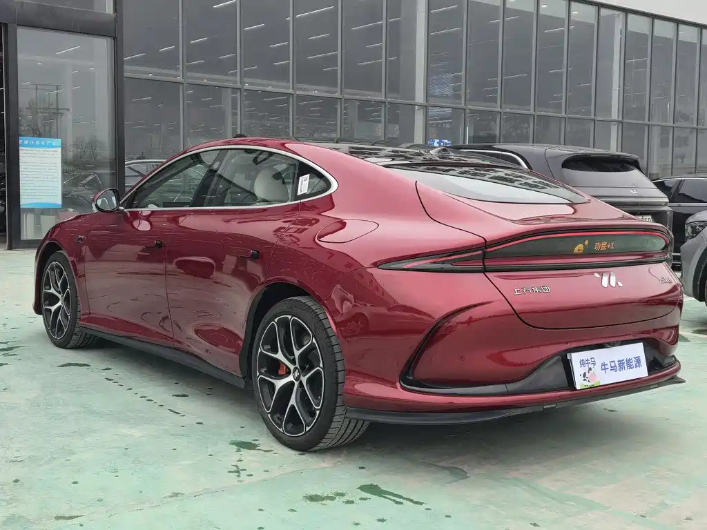 Zhiji L6 2025 Max+ купить на сайте DeffCars