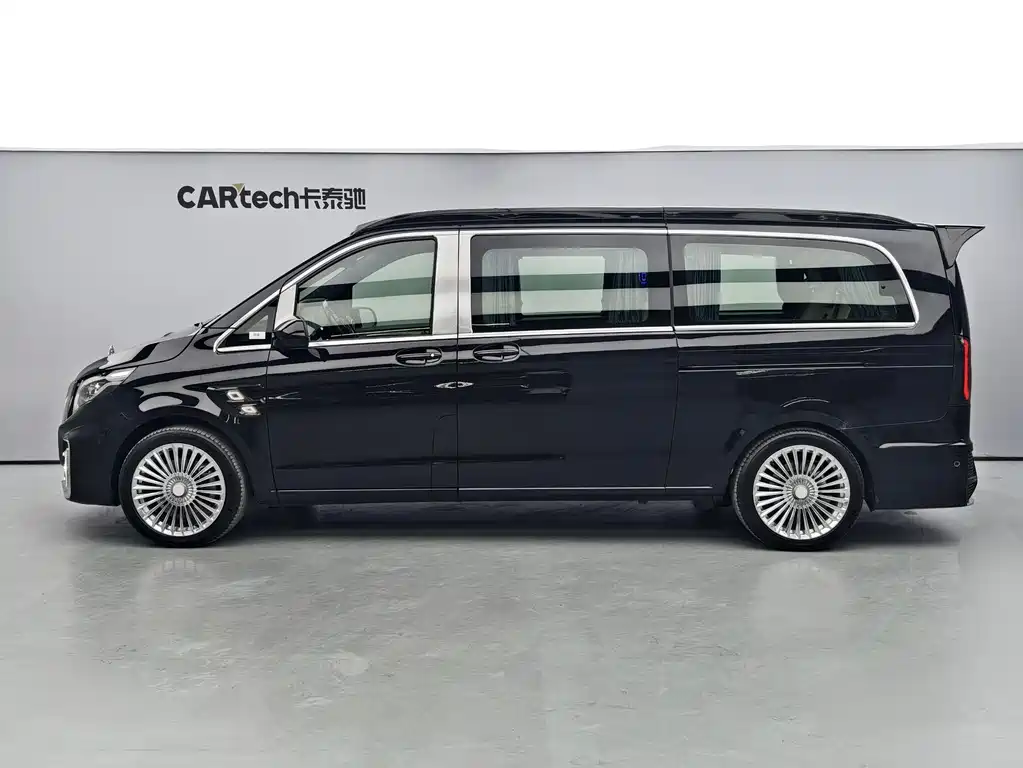 Vito 2023 2.0T Business Edition 7 seats купить на сайте DeffCars