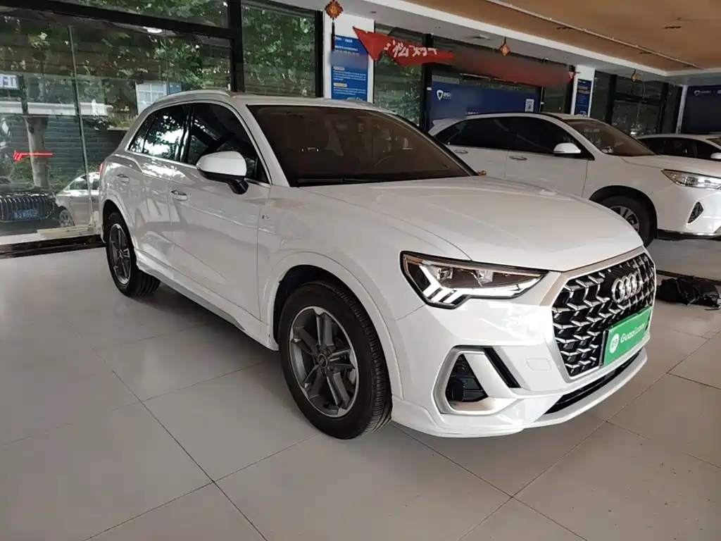 Audi Q3 2024款 35 TFSI 进取动感型 купить на сайте DeffCars