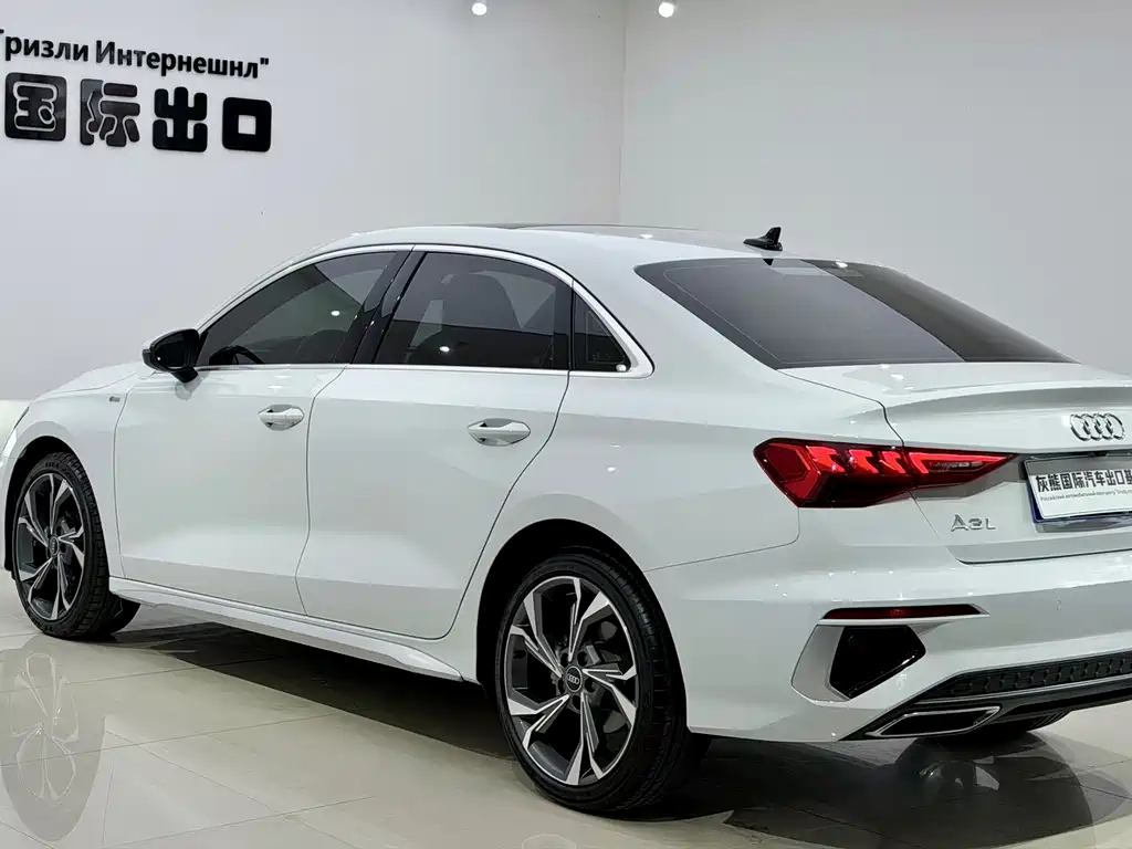 Audi A3 2022 A3L Limousine 35 TFSI Luxury Sport купить на сайте DeffCars