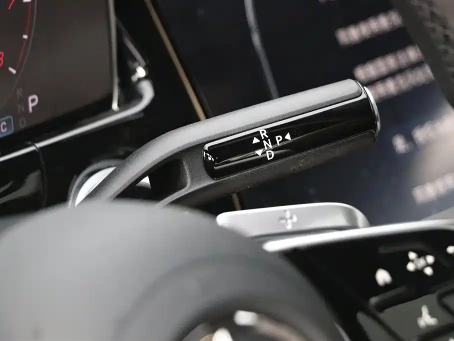 Mercedes-Benz E-Class 2026 E 300 L Luxury Model купить на сайте DeffCars