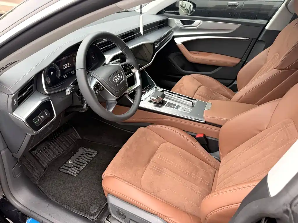 Audi A7L 2024 45 TFSI luxury model купить на сайте DeffCars