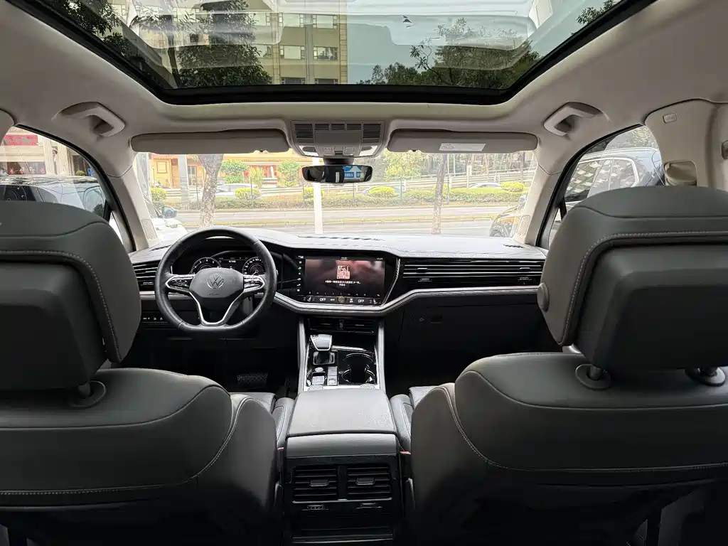 Touareg 2021 3.0TSI Ruixiang Edition Classic Sports Package купить на сайте DeffCars