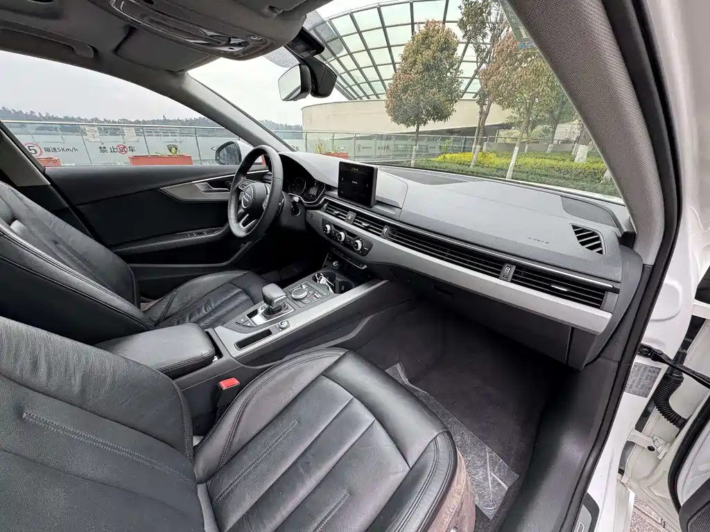 Audi A4L 2019 40 TFSI Enterprising National VI купить на сайте DeffCars