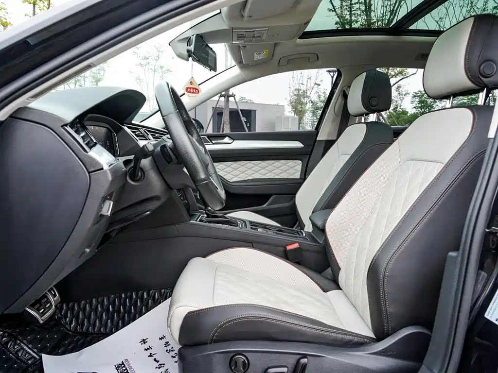 Magotan 2023 2 million commemorative edition 330TSI DSG luxury model купить на сайте DeffCars