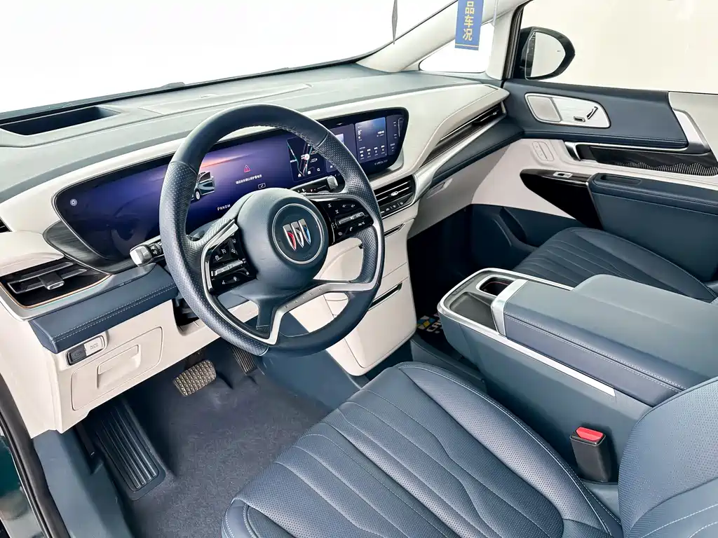 Century 2023 2.0T four-seater private version купить на сайте DeffCars
