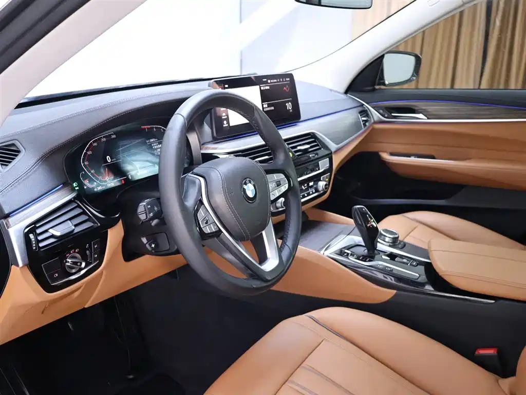 BMW 6 Series GT 2021 630i Luxury Design Package купить на сайте DeffCars
