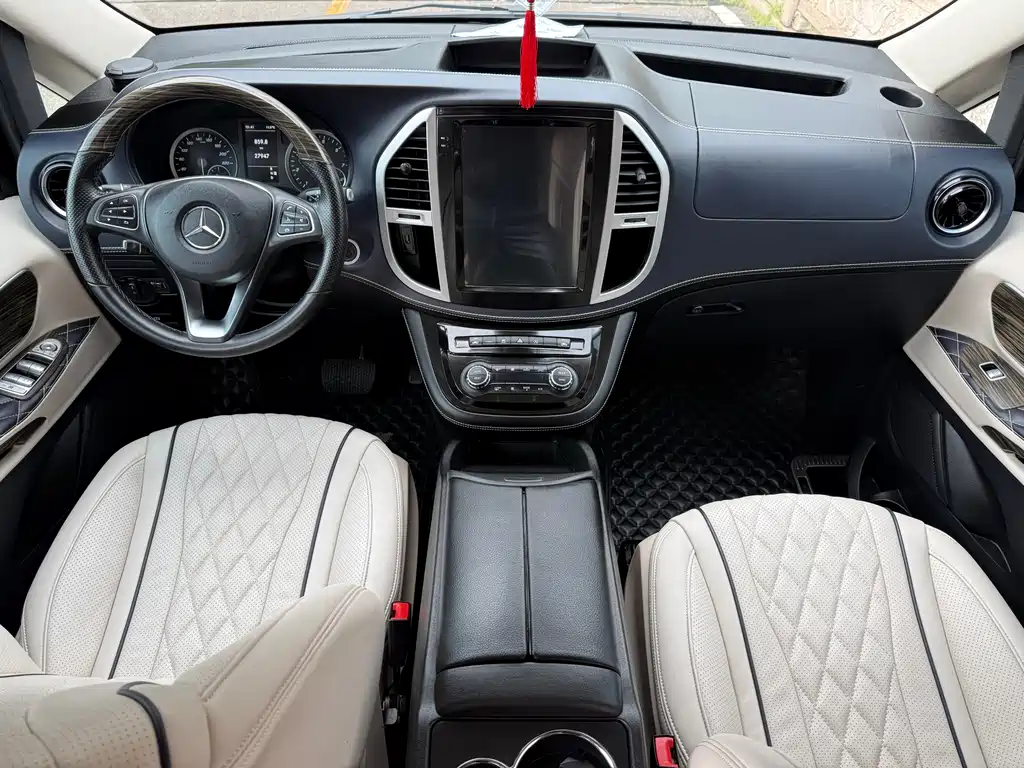 Vito 2020 2.0T Business Edition 8 seats купить на сайте DeffCars
