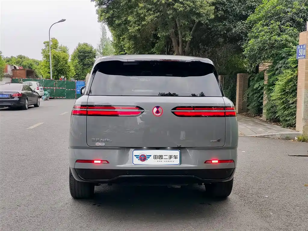 Denza N8L 2025 flagship model купить на сайте DeffCars