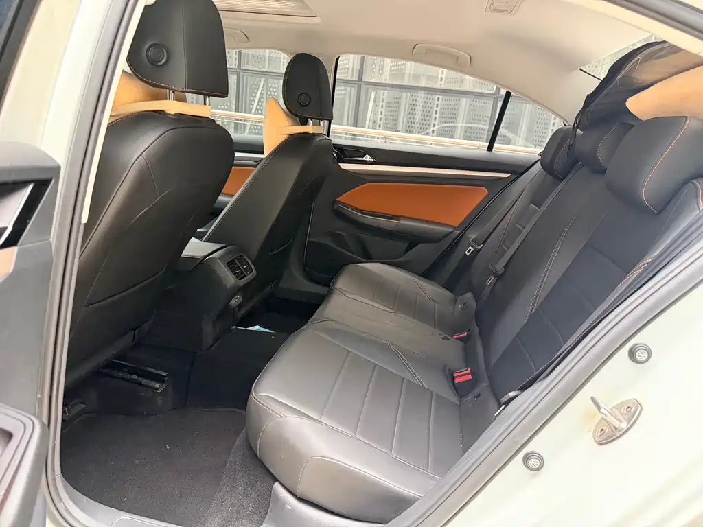 Bora 2023 200TSI DSG Yuexing Edition купить на сайте DeffCars