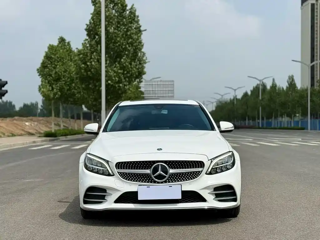 Mercedes-Benz C-Class 2019 C 180 L Fashionable Sports Edition купить на сайте DeffCars