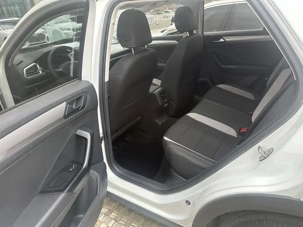 T-ROC 2022 model 280TSI DSG two-wheel drive elite PLUS купить на сайте DeffCars