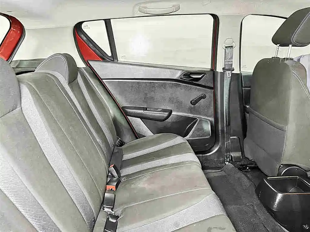 Baojun 310 2016 1.2L manual value model купить на сайте DeffCars