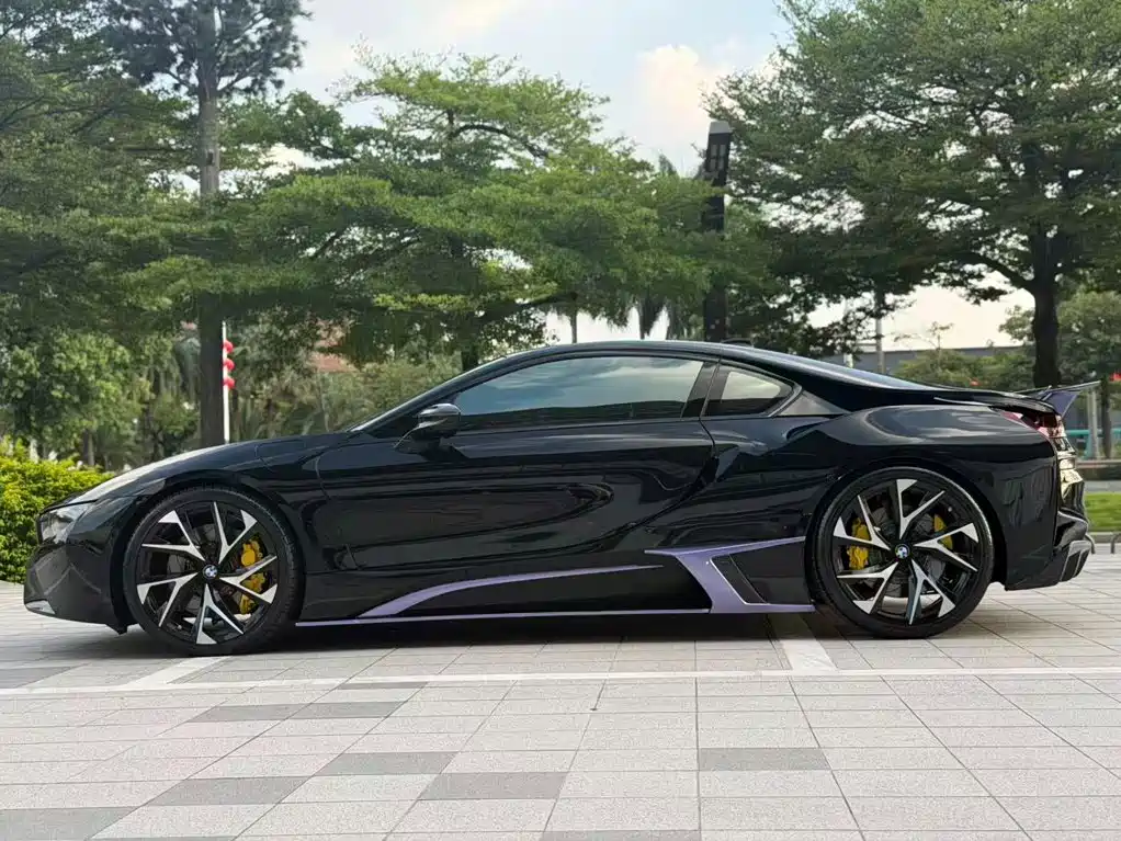 BMW i8 2014 standard model купить на сайте DeffCars