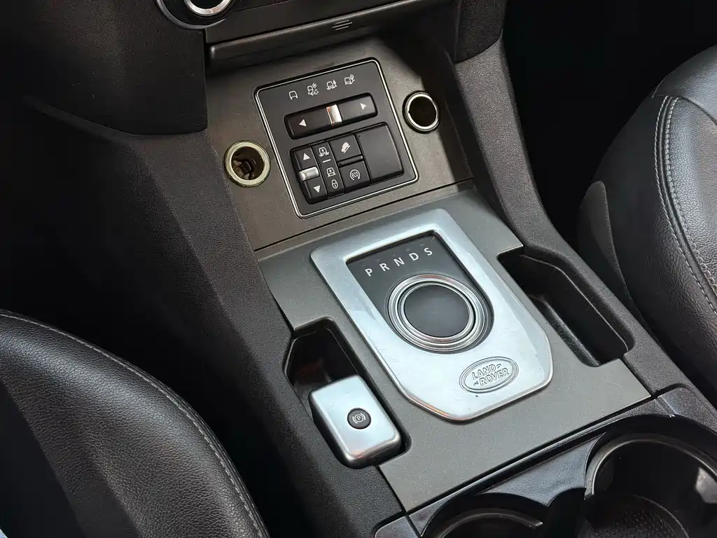 Discover 2016 3.0 SC V6 HSE купить на сайте DeffCars