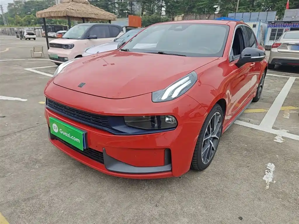 Lynk & Co 03 2019 1.5TD DCT Pro version National VI купить на сайте DeffCars
