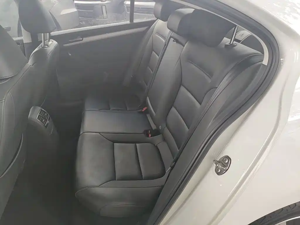 Sagitar 2018 280TSI DSG Dynamic Edition купить на сайте DeffCars