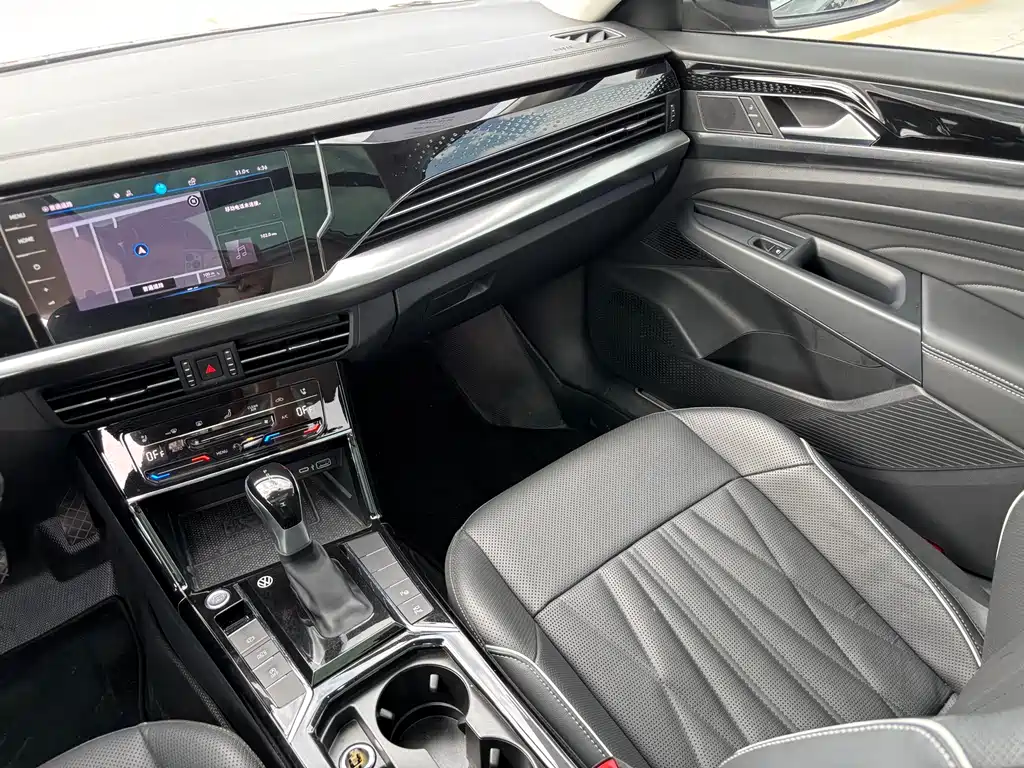 Passat 2023 330TSI Starry Sky Deluxe Edition купить на сайте DeffCars