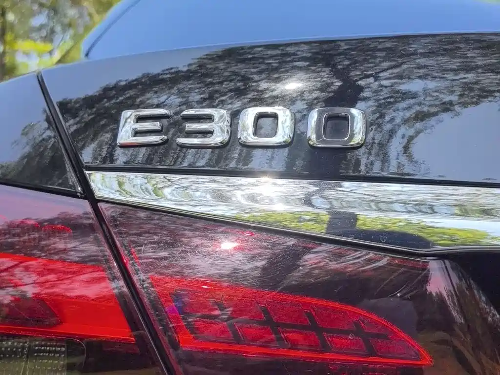 Mercedes-Benz E-Class 2023 E 300 L Luxury Model купить на сайте DeffCars