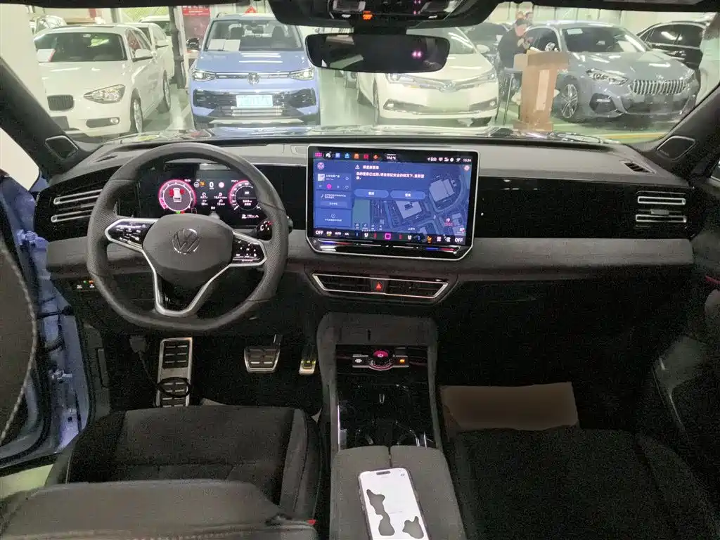 Tiguan L 2024 PRO 330TSI 2WD R-Line Zhizun Edition купить на сайте DeffCars