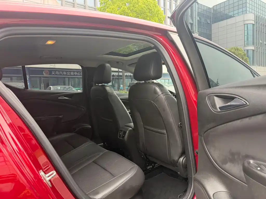 Weilan 2018 Hatchback 15S Automatic Leading Type купить на сайте DeffCars