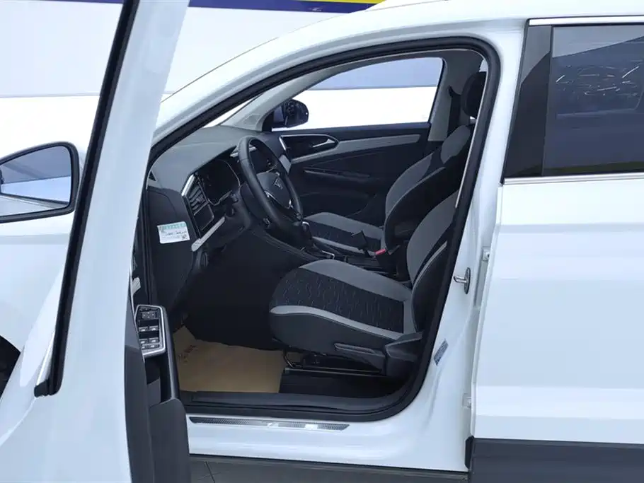 Jetta VS7 2023 280TSI automatic aggressive version купить на сайте DeffCars