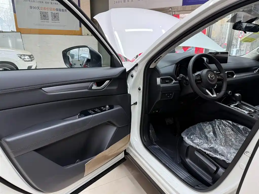 Mazda CX-5 2025 2.0L automatic two-wheel drive smart model купить на сайте DeffCars